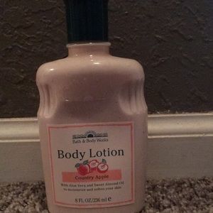 Bath and Body Works body lotion